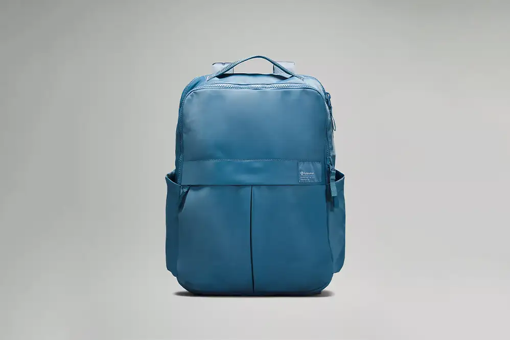 Best Everyday Travel Backpack - Lululemon Everyday Backpack 2.0 on grey background