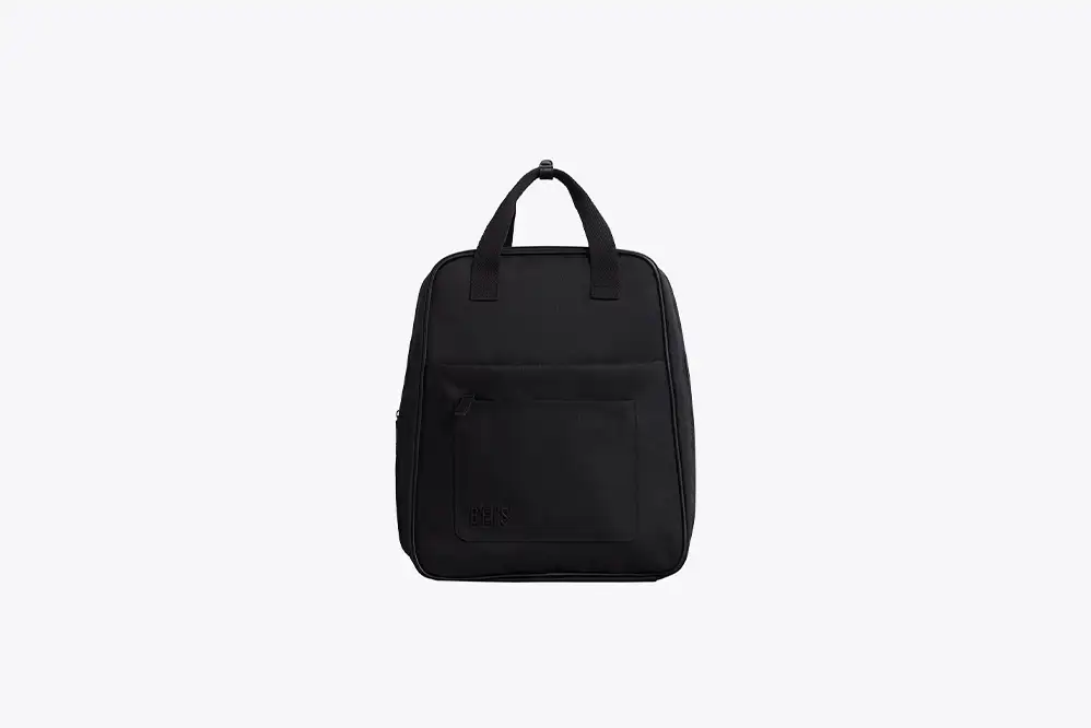 Best Expandable Travel Backpack - BÉIS The Expandable Backpack on light grey background